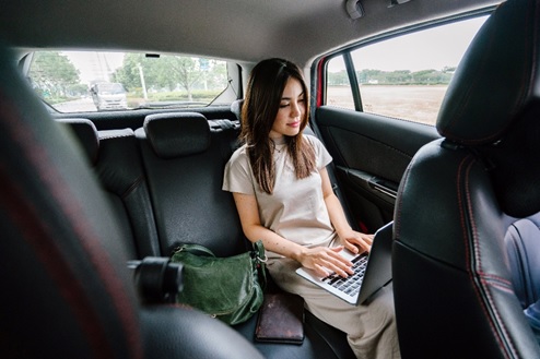 4 Pro Tips to Make Business Trips Less Stressful