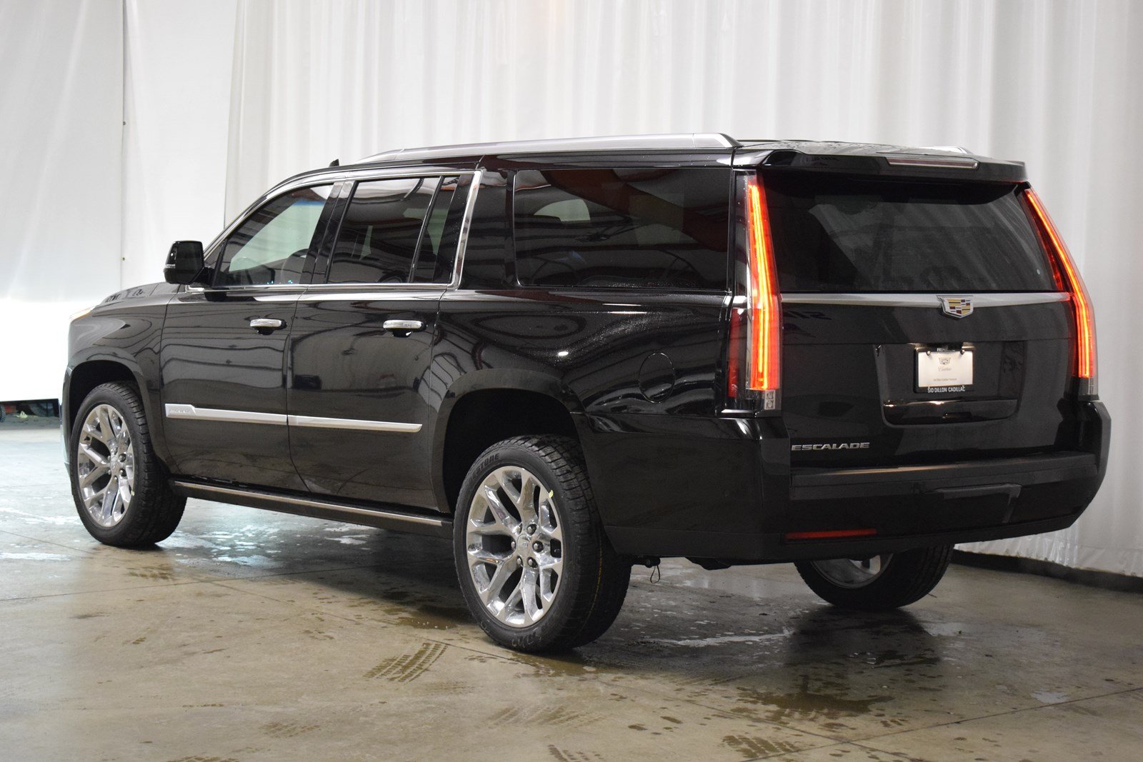 Cadillac ESV - All Towns Limo