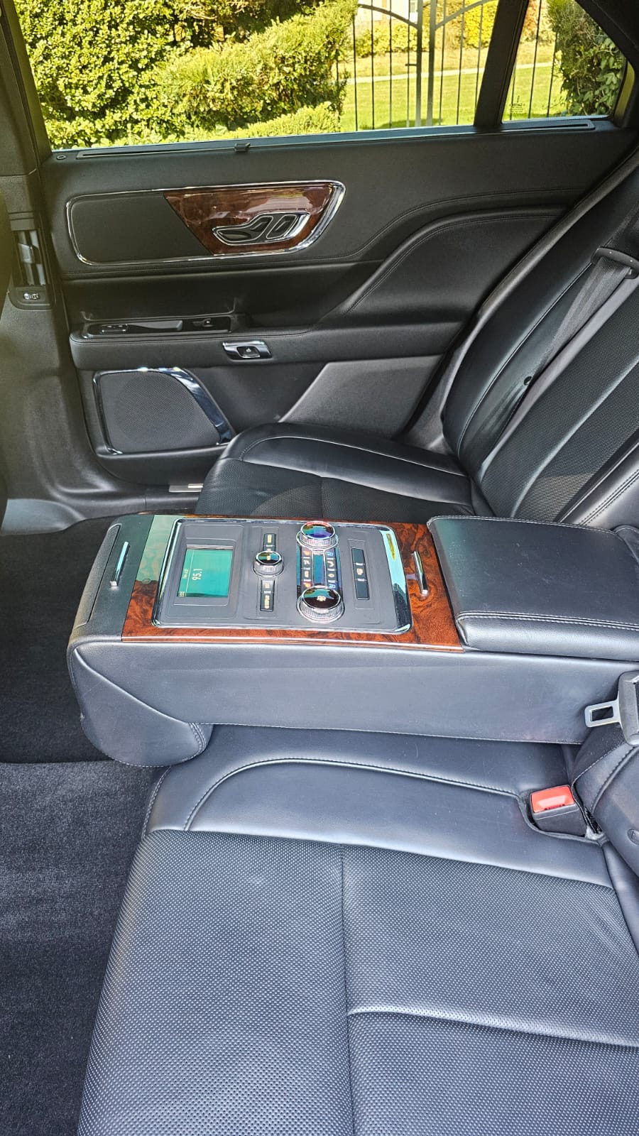 2020 Lincoln Continental Black Car Interior