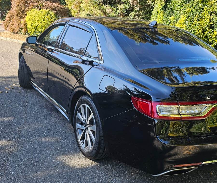 2020 Lincoln Continental Black Car